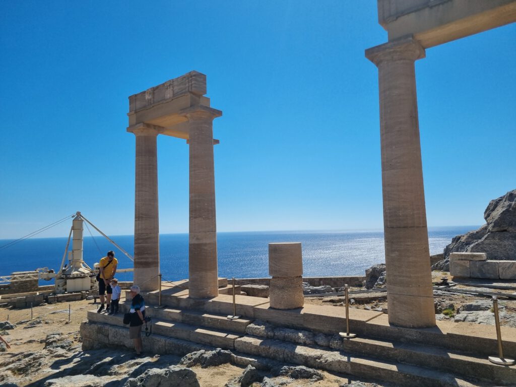 Lindos , Akropolis